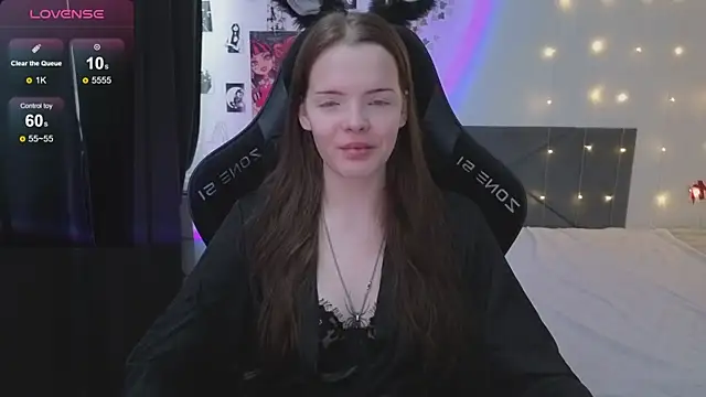 Luna Navy online show from 2, 3, 2026