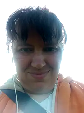 Snapshot of Romashka33011 chatting on 9, 6, 2026 Romashka33011 online show from 9, 6, 2026