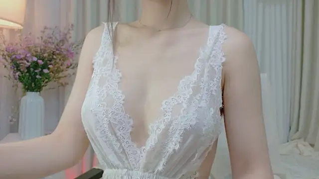 Vessi-babe online show from 5, 6, 2026