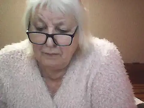 Alexia64231 online show from 5, 10, 2025