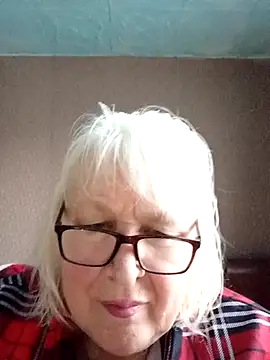 Alexia64231 online show from 5, 2, 2026