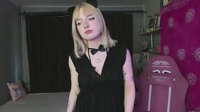 godlikegirlyy online show from 28, 9, 2025