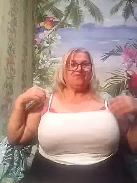 Snapshot of MargaritaSweet51 chatting on 26, 10, 2025 MargaritaSweet51 online show from 26, 10, 2025