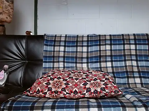 oxxy jean online show from 21, 9, 2025