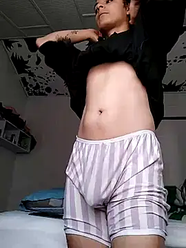 oxxy jean online show from 5, 2, 2026