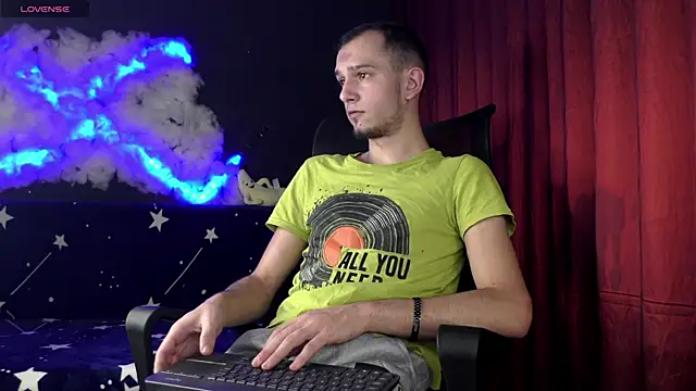 AxelMassimo online show from 4, 12, 2025