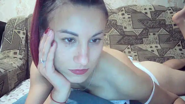 Snapshot of kiss_lovely_ chatting on 7, 10, 2025 kiss lovely  online show from 7, 10, 2025