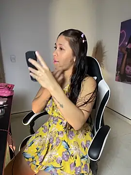 LuluMonroe Eup online show from 9, 9, 2025