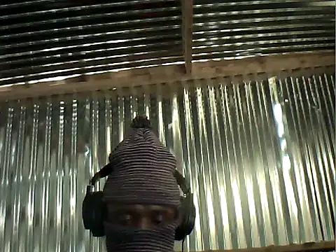 bobothehobo online show from 15, 9, 2025