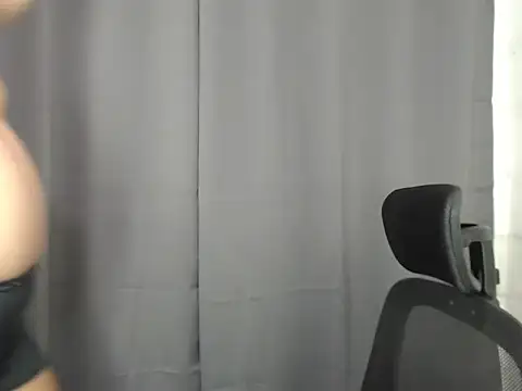 Dimplesnow online show from 6, 11, 2025