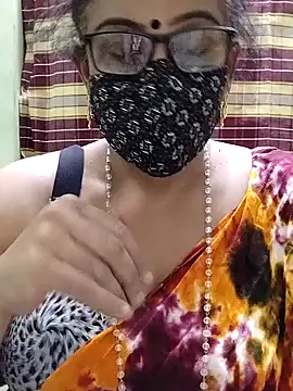 Snapshot of sweet-lotus chatting on 9, 9, 2025 sweet-lotus online show from 9, 9, 2025