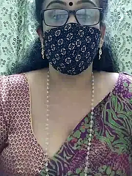 Snapshot of sweet-lotus chatting on 17, 9, 2025 sweet-lotus online show from 17, 9, 2025