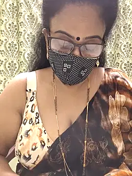 Snapshot of sweet-lotus chatting on 28, 9, 2025 sweet-lotus online show from 28, 9, 2025