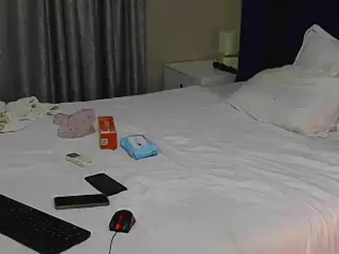 Snapshot of Babysex32 chatting on 28, 9, 2025 Babysex32 online show from 28, 9, 2025