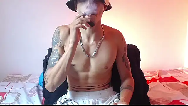 Daniel laverde online show from 4, 11, 2025