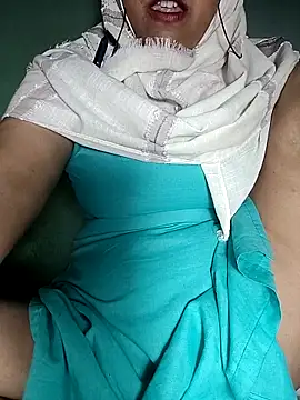 Hotty-Monaa online show from 19, 11, 2025