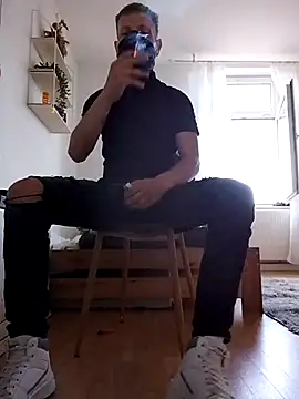 P E R V I T I N online show from 8, 7, 2026