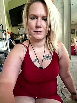 Snapshot of RhondaRump chatting on 25, 9, 2025 RhondaRump online show from 25, 9, 2025