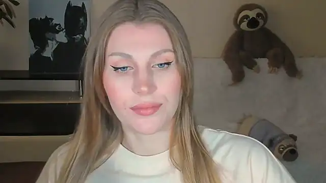 JuliaMuuun online show from 12, 9, 2025