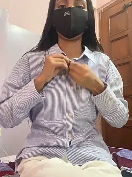 Snapshot of Sandhya_77 chatting on 28, 9, 2025 Sandhya 77 online show from 28, 9, 2025