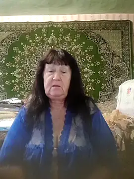 CrystalLime6411 online show from 31, 10, 2025