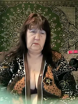 CrystalLime6411 online show from 4, 4, 2026