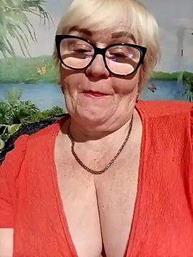 VioletSweet5566 online show from 4, 4, 2026