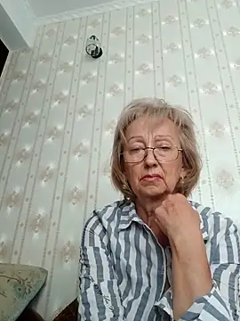 AlikaSwan5821 online show from 9, 9, 2025