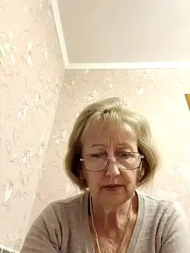 AlikaSwan5821 online show from 26, 9, 2025