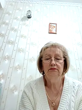 AlikaSwan5821 online show from 4, 12, 2025