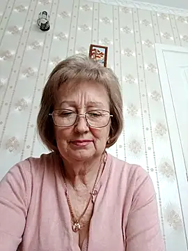 AlikaSwan5821 online show from 1, 3, 2026