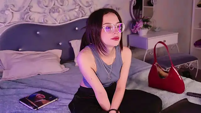 LANA MILANO online show from 3, 10, 2025