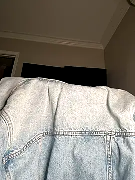 Snapshot of mitch_kamm chatting on 2, 10, 2025 mitch kamm online show from 2, 10, 2025