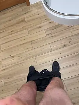 Snapshot of cumshot_foryou chatting on 13, 12, 2025 cumshot foryou online show from 13, 12, 2025