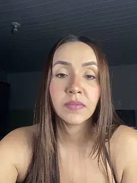 Snapshot of MiaDiosa chatting on 11, 11, 2025 MiaDiosa online show from 11, 11, 2025