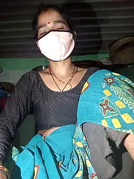 Snapshot of MISS_LOVE_001 chatting on 4, 10, 2025 MISS LOVE 001 online show from 4, 10, 2025