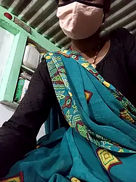 Snapshot of MISS_LOVE_001 chatting on 10, 10, 2025 MISS LOVE 001 online show from 10, 10, 2025