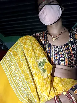 Snapshot of MISS_LOVE_001 chatting on 25, 10, 2025 MISS LOVE 001 online show from 25, 10, 2025