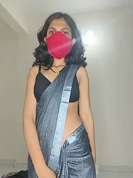 Snapshot of Shivani2002 chatting on 10, 7, 2026 Shivani2002 online show from 10, 7, 2026