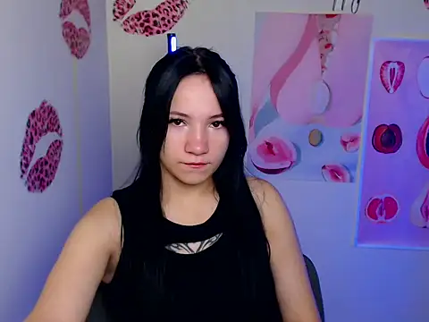 Snapshot of Em7MaA chatting on 17, 9, 2025 Em7MaA online show from 17, 9, 2025