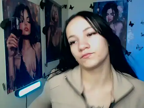 Snapshot of Em7MaA chatting on 11, 11, 2025 Em7MaA online show from 11, 11, 2025