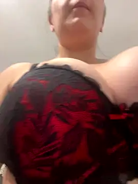 Snapshot of AmaliaAma chatting on 24, 9, 2025 AmaliaAma online show from 24, 9, 2025