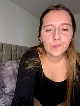 Cutie blondie online show from 16, 12, 2025