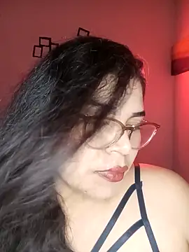 Snapshot of Diamily chatting on 22, 10, 2025 Diamily online show from 22, 10, 2025