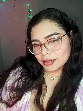 Snapshot of Diamily chatting on 18, 11, 2025 Diamily online show from 18, 11, 2025