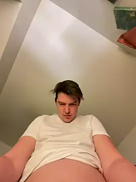 Snapshot of adamdamn chatting on 17, 3, 2026 adamdamn online show from 17, 3, 2026