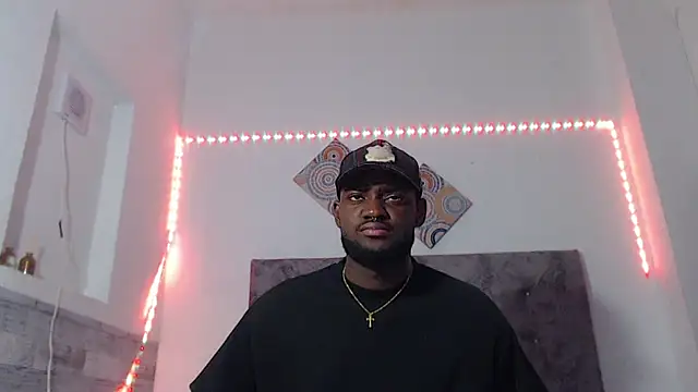 Snapshot of eebony_stallion chatting on 5, 7, 2026 eebony stallion online show from 5, 7, 2026
