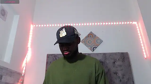 Snapshot of eebony_stallion chatting on 6, 7, 2026 eebony stallion online show from 6, 7, 2026