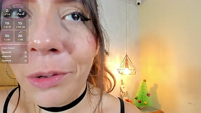 Snapshot of MELISSAROUGE chatting on 4, 12, 2025 MELISSAROUGE online show from 4, 12, 2025