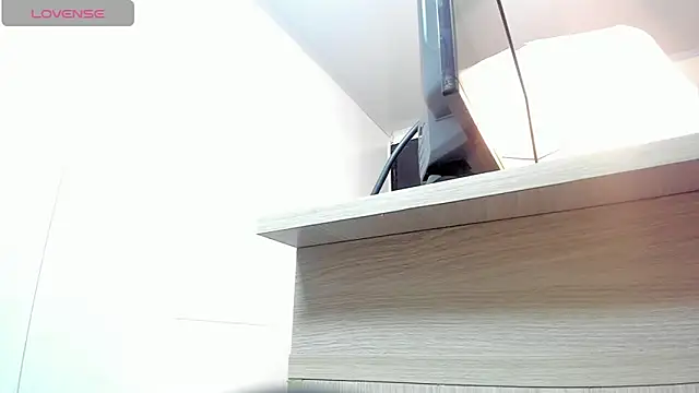 MELISSAROUGE online show from 8, 4, 2026